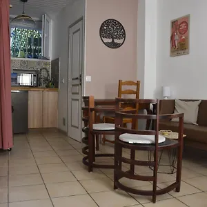 Escapade Paisible, Saint-eugene Appartement